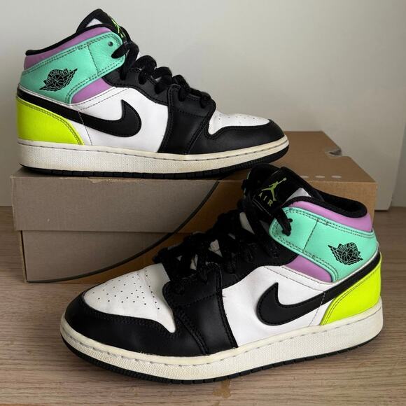 Nike Air Jordan Mid GS Pastel Sneakers SZ Y- W